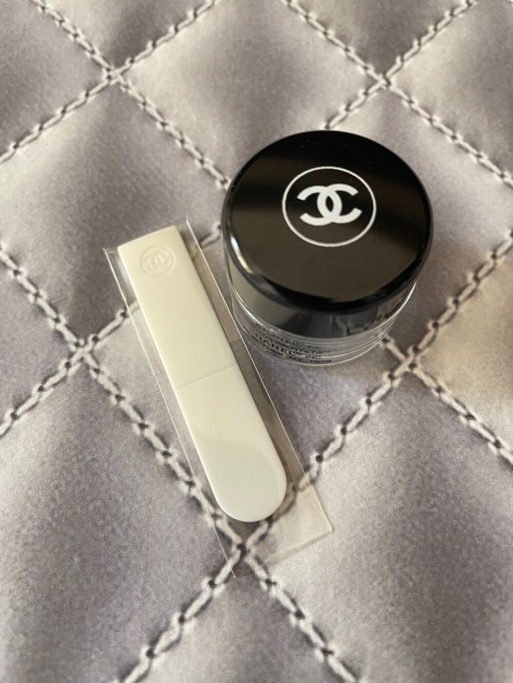 CHANEL Glass Jar Mini Travel Size with Spatula MINT
